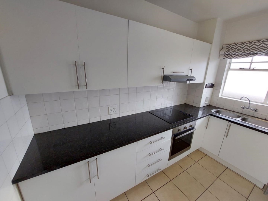 To Let 2 Bedroom Property for Rent in Rondebosch Western Cape